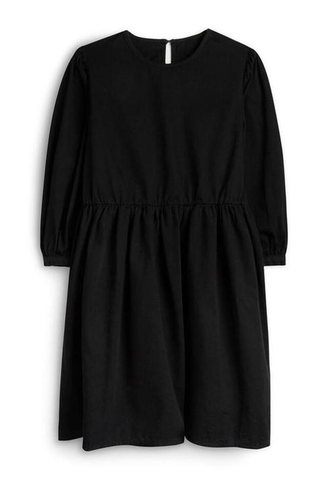 Primark tiene los vestidos negros ideales (y cost) para las últimas noches verano | Mujer