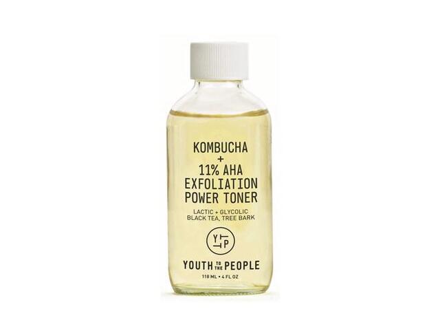 YOUTH TO THE PEOPLE. Kombucha + 11% AHA Exfoliation Power Tonic (33,99 €, en Sephora).