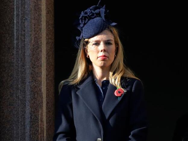 Carrie Symonds ha pasado de 'spin doctor' del partido conservador a convertirse en la diana./GETTY IMAGES