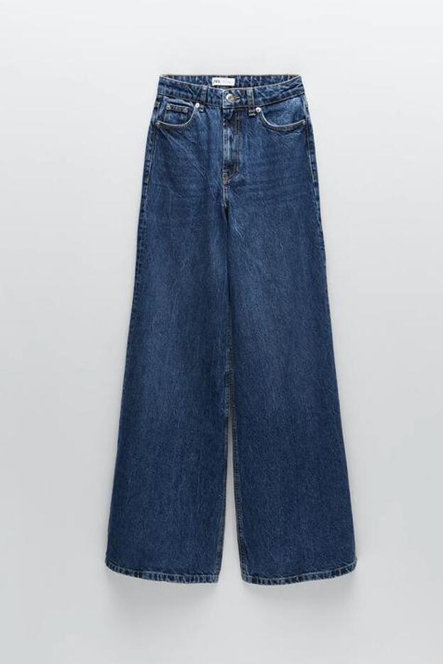 Jeans mid rise super wide leg de los Special Prices. Ahora: 15,99 euros.