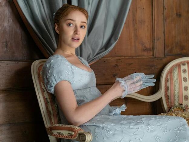 Phoebe Dynevor es la encargada de dar vida a Daphne.