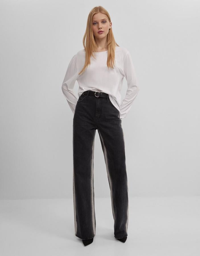 Jeans de inspiración 90s de Bershka: 29,99 euros