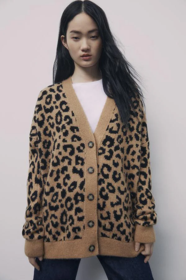 Fotos: Las 9 chaquetas de punto más baratas de las que combinan con todo | Mujer