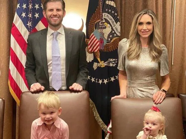 Lara Trump con su familia en la Casa Blanca