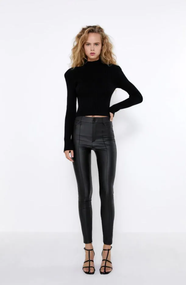 Fotos: Estos leggings piel de los Special Prices de Zara son un más y cuestan menos de 10 euros | Mujer Hoy