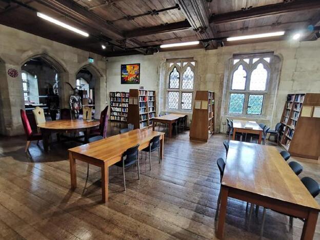 La biblioteca del castillo de St. Donat's donde estudiará la princesa Leonor.