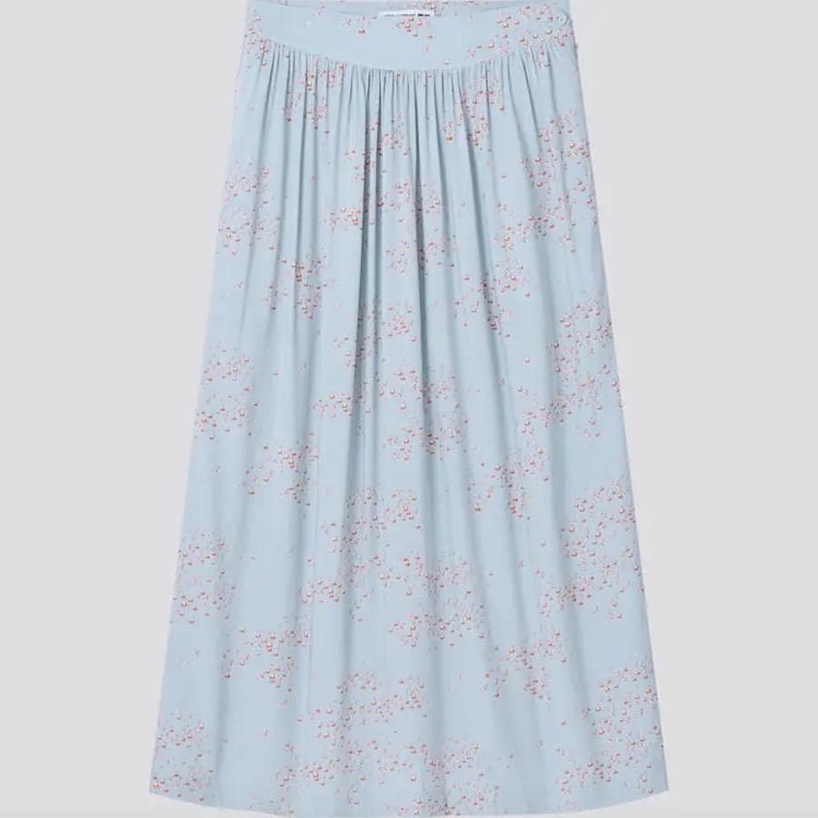 La nueva colección de Inés de la Fressange para Uniqlo viene con las prendas perfectas para una primavera llena de estilo