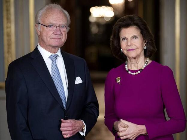 La relación de los reyes de Suecia no ha sido nada fácil. Pero la de la reina Sofía tampoco ha sido fácil: pincha en la foto para descubrir los momentos más duros de su vida./gtres