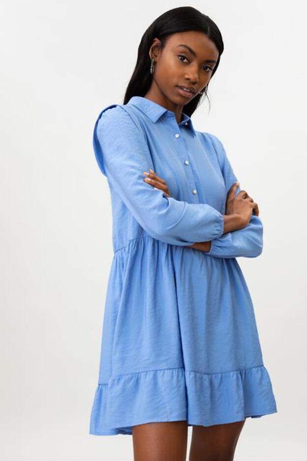 El vestido camisero azul, la propuesta low cost de Stradivarius y Lefties  perfecta para primavera | Mujer Hoy