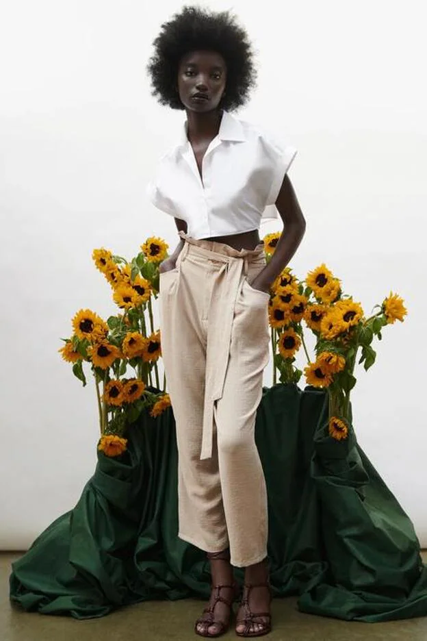 El pantalón paperbag de Zara que tiene Martín Berrocal es para arrasar con look de primavera y estilizar la figura Mujer Hoy