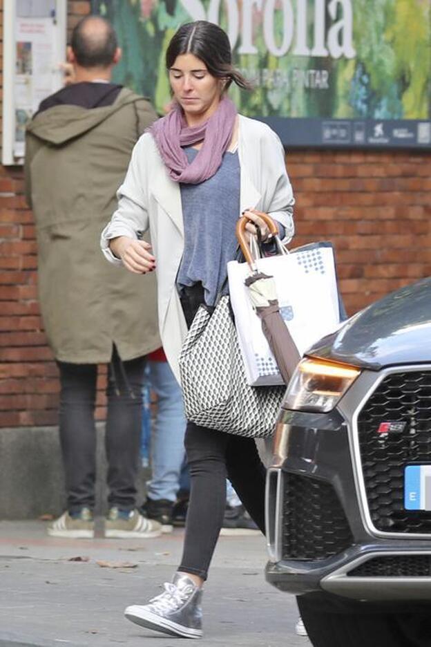 Belén Corsini paseando por Madrid.