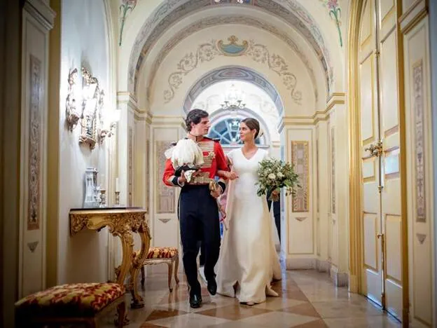 Belén Corsini tiene en quién inspirarse: estos son los mejores vestidos de novia de las bodas de la casa de Alba