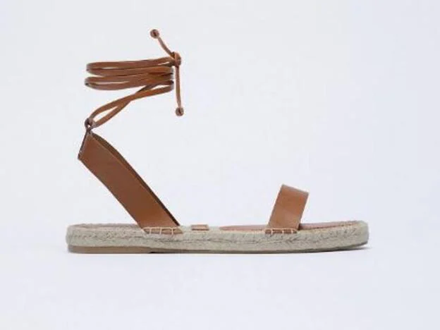 sandalias planas de Zara por 16 euros que son tendencia, cómodas y muy ponibles | Mujer Hoy