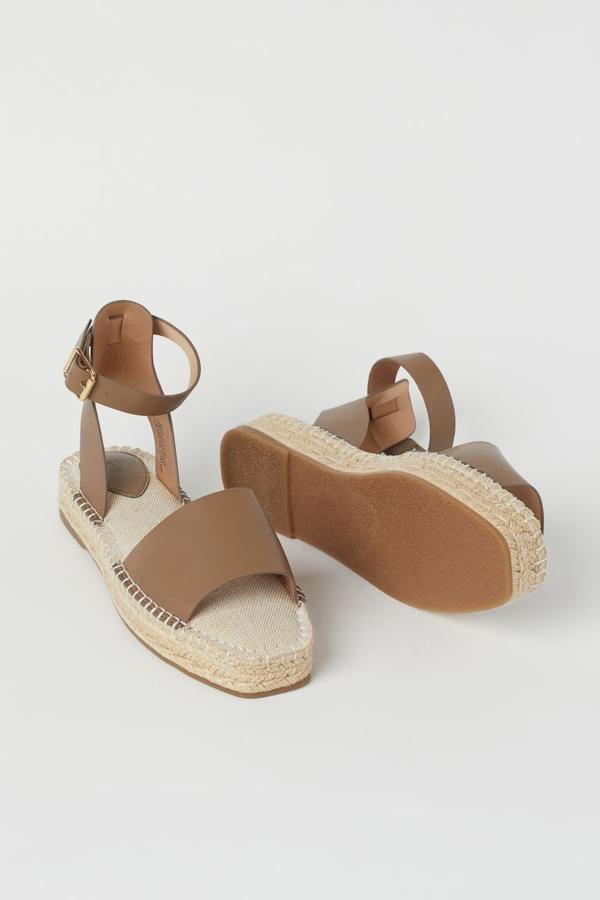 son sandalias planas tendencia de H&M que son comodísimas y muy ponibles (y cuestan menos de 20 euros) | Mujer Hoy