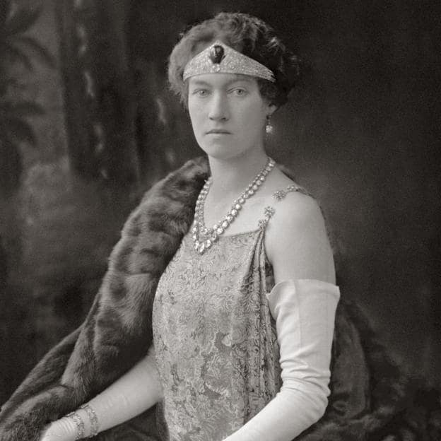 Exilio, nazismo, pobreza y una belleza inigualable: así fue Carlota, la Gran Duquesa que reinó en Luxemburgo