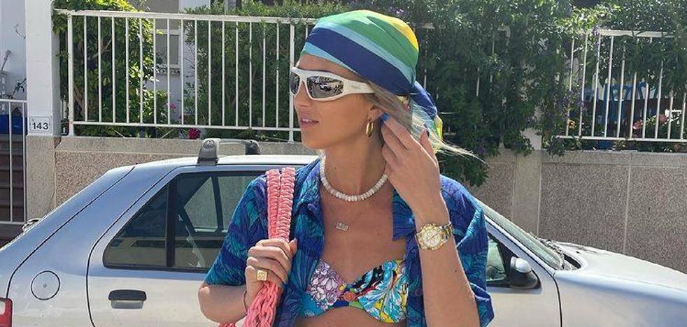 Así es cómo se lleva el pañuelo en la cabeza en el verano 2021, palabra de  Instagram - Woman