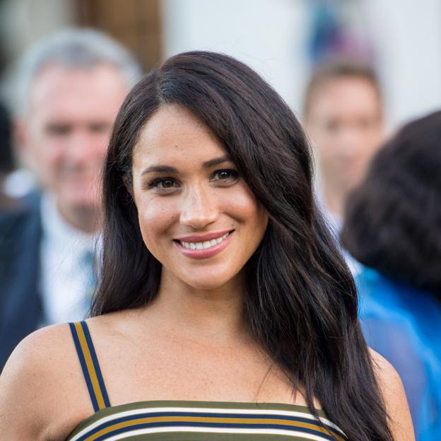 Meghan MArkle ha cumplido los 40 rodeada de sus íntimos. Si quieres ver sus mejores looks, pincha en la imagen.