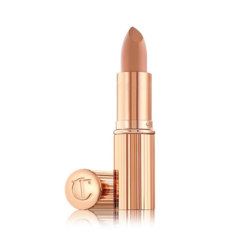 Los mejores pintalabios nude del 2021: Charlotte Tilbury