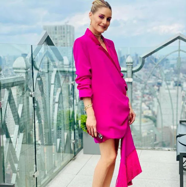 El rosa fucsia es el color más favorecedor de la temporada y estos looks de  influencers en la Fashion Week de Nueva York confirman (con versión de Zara  low cost incluida) |