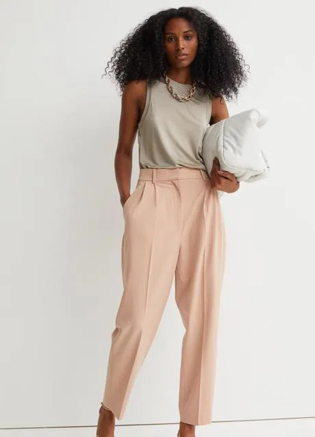 espada difícil Definir Tres pantalones de H&M que favorecen un montón, combinan genial con todo ¡y  son aptos para ir a la oficina! | Mujer Hoy
