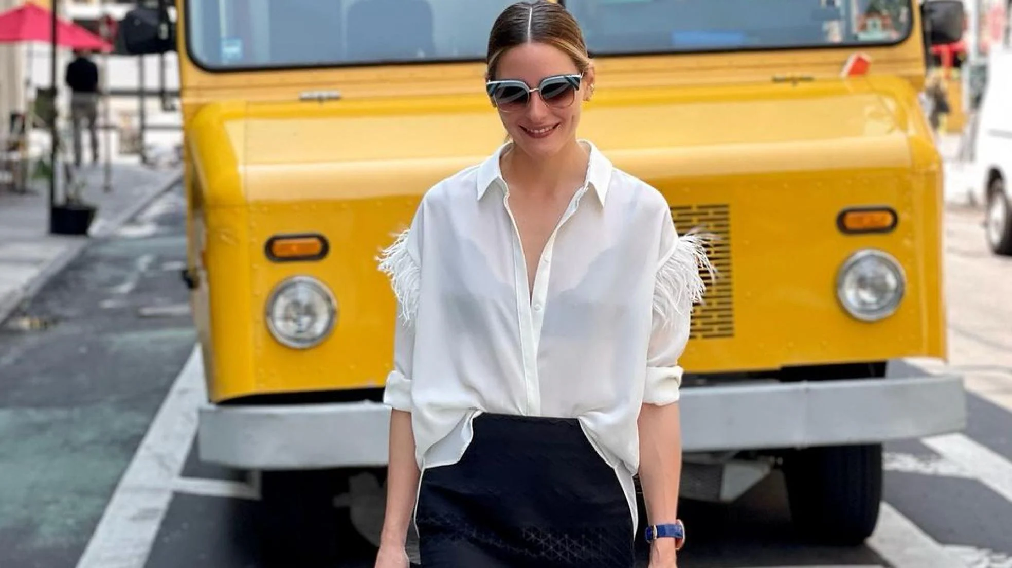 Súmate a la de famosas e influencers y ficha las 12 camisas y blusas blancas con las que crear tus mejores looks | Mujer Hoy