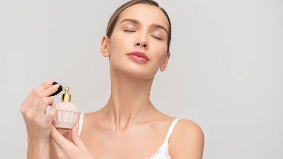 Los 8 perfumes de aroma floral más vendidos y que ahora puedes comprar con descuento