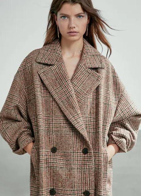 Los abrigos cuadros más bonitos del momento están en Uterqüe Massimo Dutti (y son nuestro nuevo capricho de moda) | Mujer Hoy