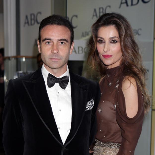 Pincha en la foto para ver todos los divorcios de parejas famosas perfectas que nos pillaron por sorpresa, incluidos Enrique Ponce y Paloma Cuevas.