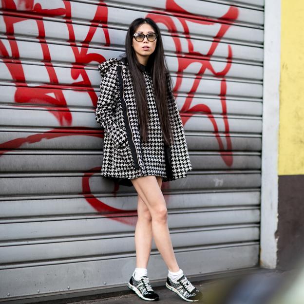 Entallado, tipo blazer o de tirantes: tenemos los vestidos con estampado pata de gallo perfectos para cada momento del día