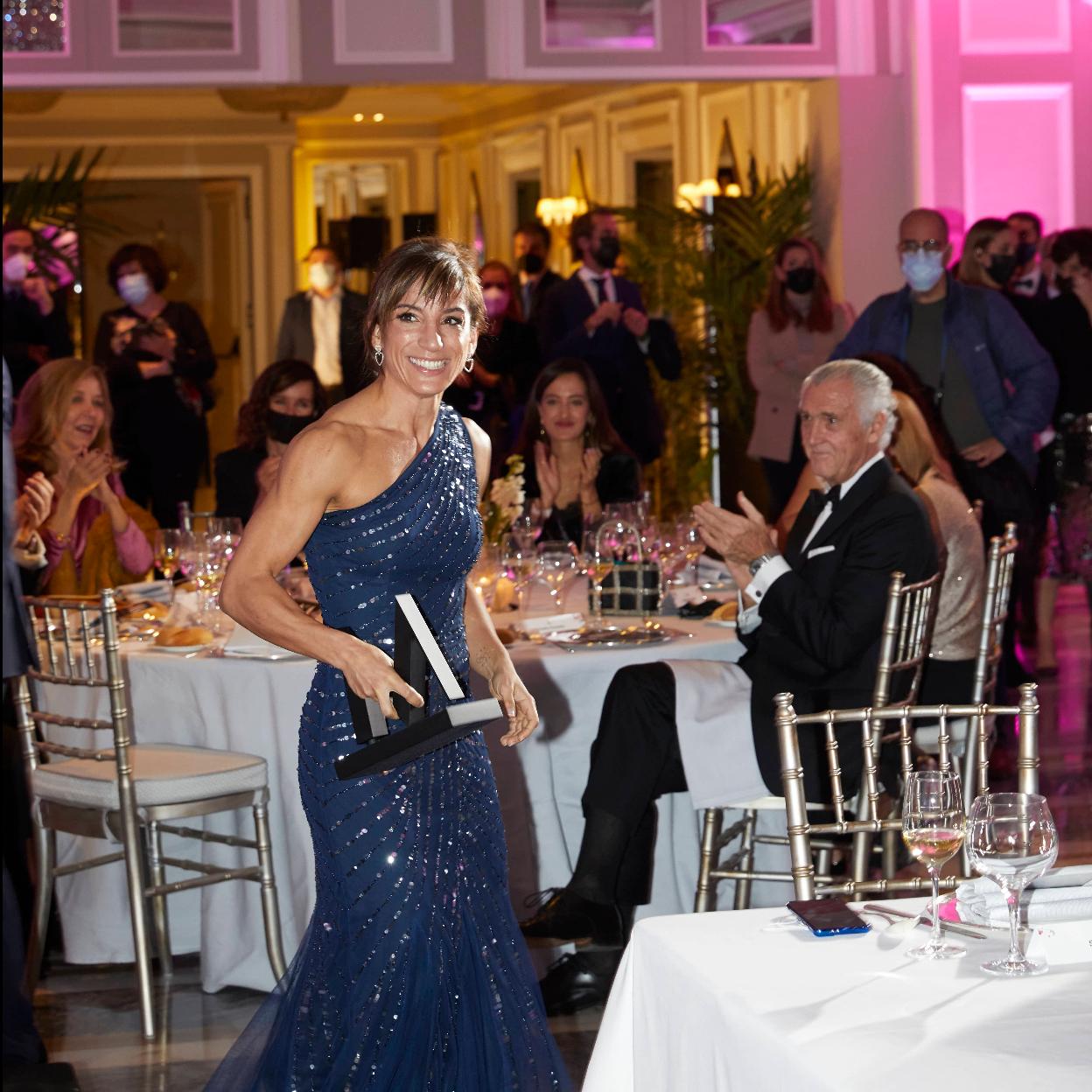 Noche de ovaciones y emoción en los XII Premios Mujerhoy. Pincha en la foto para conocer quién nos acompañó en la velada./letizia díaz