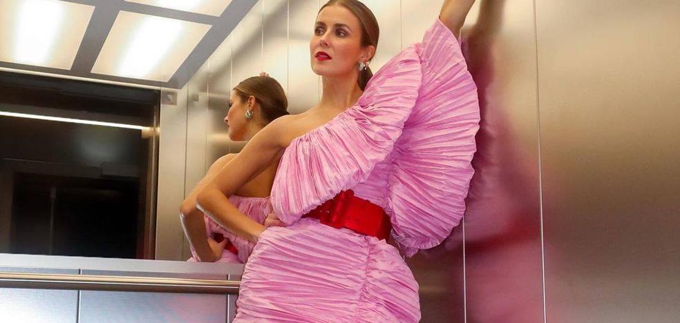 Paisaje vocal periodista Del vestido rosa que arrasa en Instagram al traje favorito de las famosas:  las prendas más originales y glamurosas de la nueva colección de H&M |  Mujer Hoy