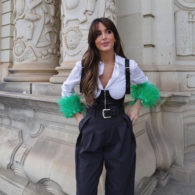 himno Nacional Hizo un contrato Alfabeto Carmen Lomana también tiene la camisa blanca más original e irresistible de  las rebajas de Zara (y la ha combinado así de bien) | Mujer Hoy