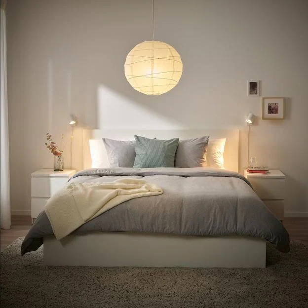 Los muebles, adornos y ropa de cama más bonitos y baratos de IKEA para  decorar un dormitorio completo por poco dinero