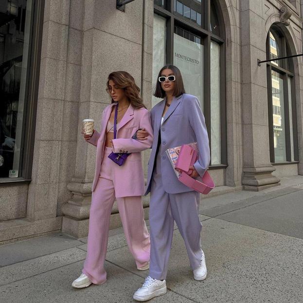 No dejes escapar estos ponibles y favorecedores trajes de Zara que tienen las influencers para un look elegante a diario | Mujer Hoy