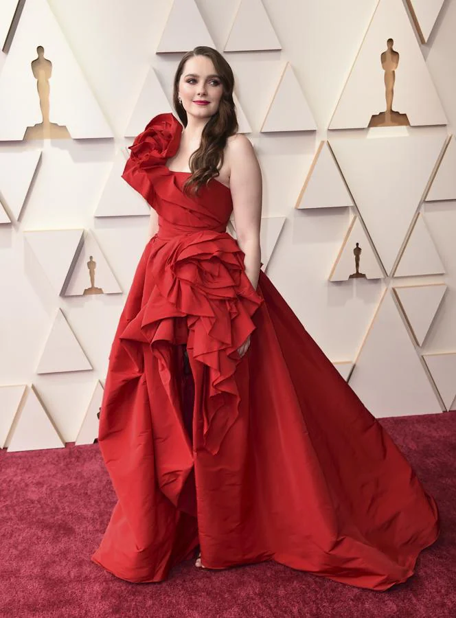 Las Mejor Vestidas De Los Oscar 2022 Los Looks Y Vestidos De Las Famosas Más Espectaculares De 