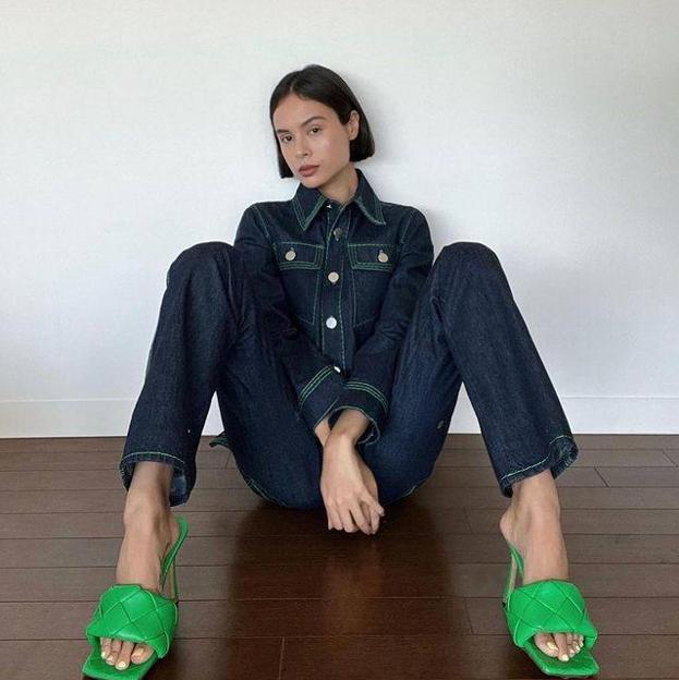 Los zapatos de tacón cómodo de Mango súper asequibles que son tendencia entre las influencers porque imitan a unos de lujo