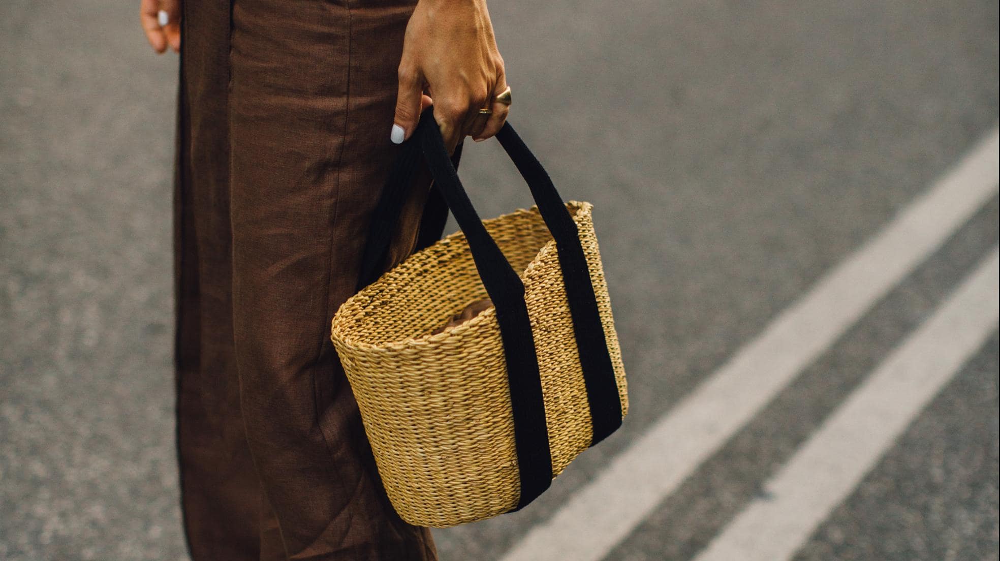 paja o yute: estos son los bolsos te puedes poner con todo este verano | Mujer Hoy