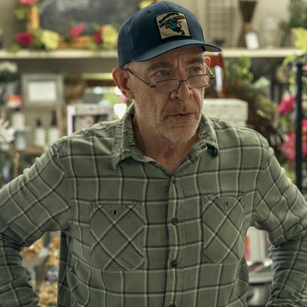 J.K Simmons en una imagen de Night Sky.