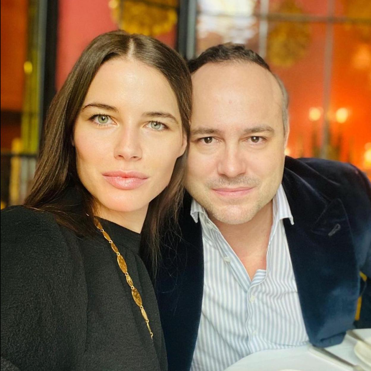 Imagen de Mónica Sada y su marido, Vicente Calderón./Instagram