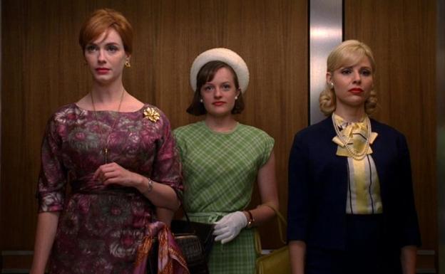 Una de las escenas clásicas de ascensor de la serie Mad Men.