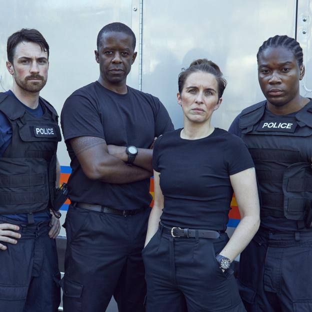 Vicky McClure junto a algunos de los componentes del reparto de Trigger Point: fuera de control.