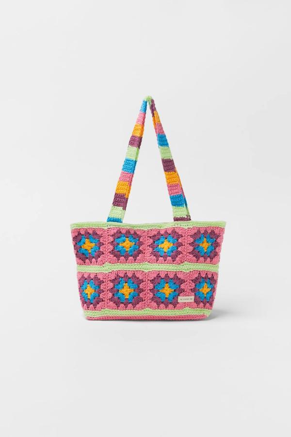 Bolsos de crochet en tendencia rebajados: