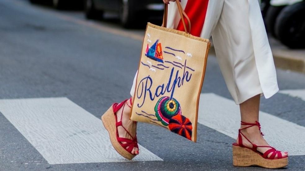 Estas son las sandalias con cuña que no puedes dejar escapar en las rebajas de El Corte Inglés porque son cómodas y muy ponibles