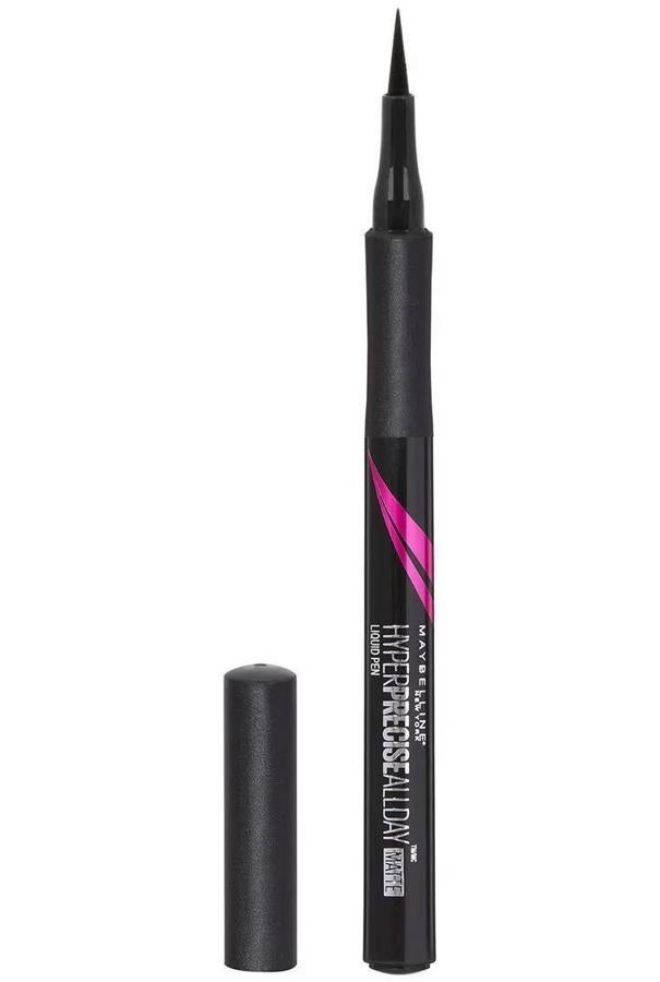 Eyeliners waterproof que resisten todo el día en verano: