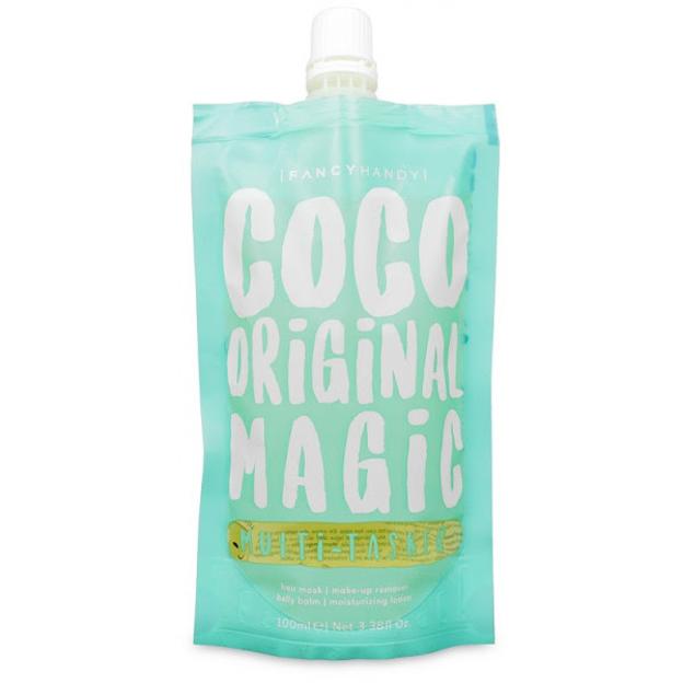 Esta mascarilla tiene aceite de coco.