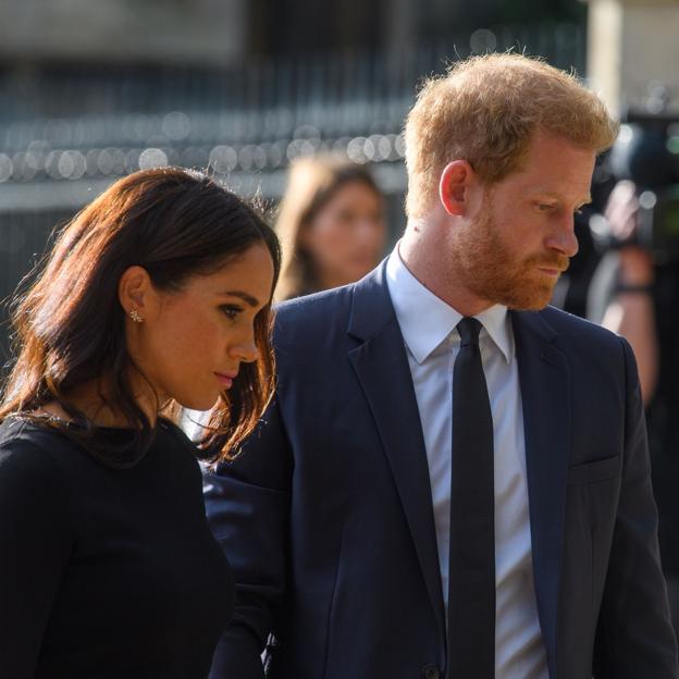 Ultimátum a Enrique de Sussex y Meghan Markle: o exilio (y posible ruina) o divorcio