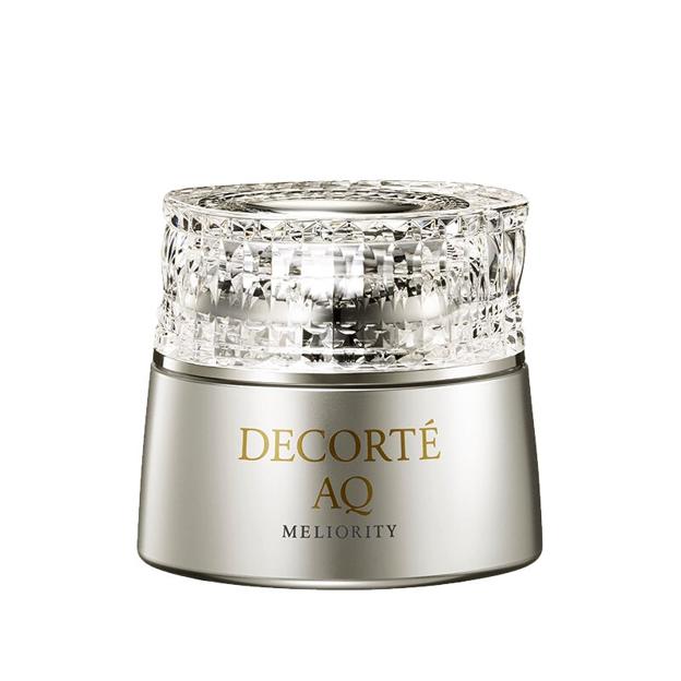 Intensive Regenerating Eye Cream de Decorté.