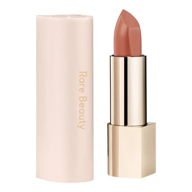 Barra De Labios Mate Kind Words de Rare Beauty.