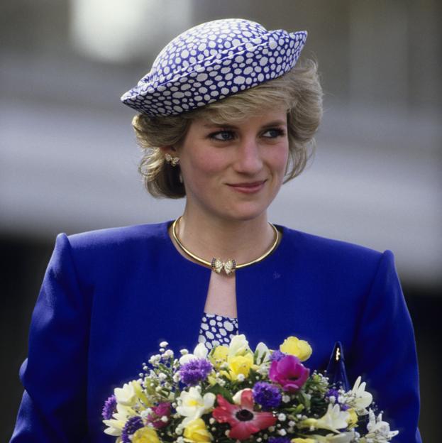 Los originales pendientes de Diana de Gales que puedes comprar por menos 3 euros y subir el nivel de tus looks