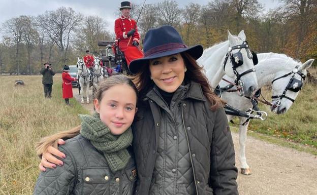 La princesa Mary de cacería con su hija, la princesa Josephine